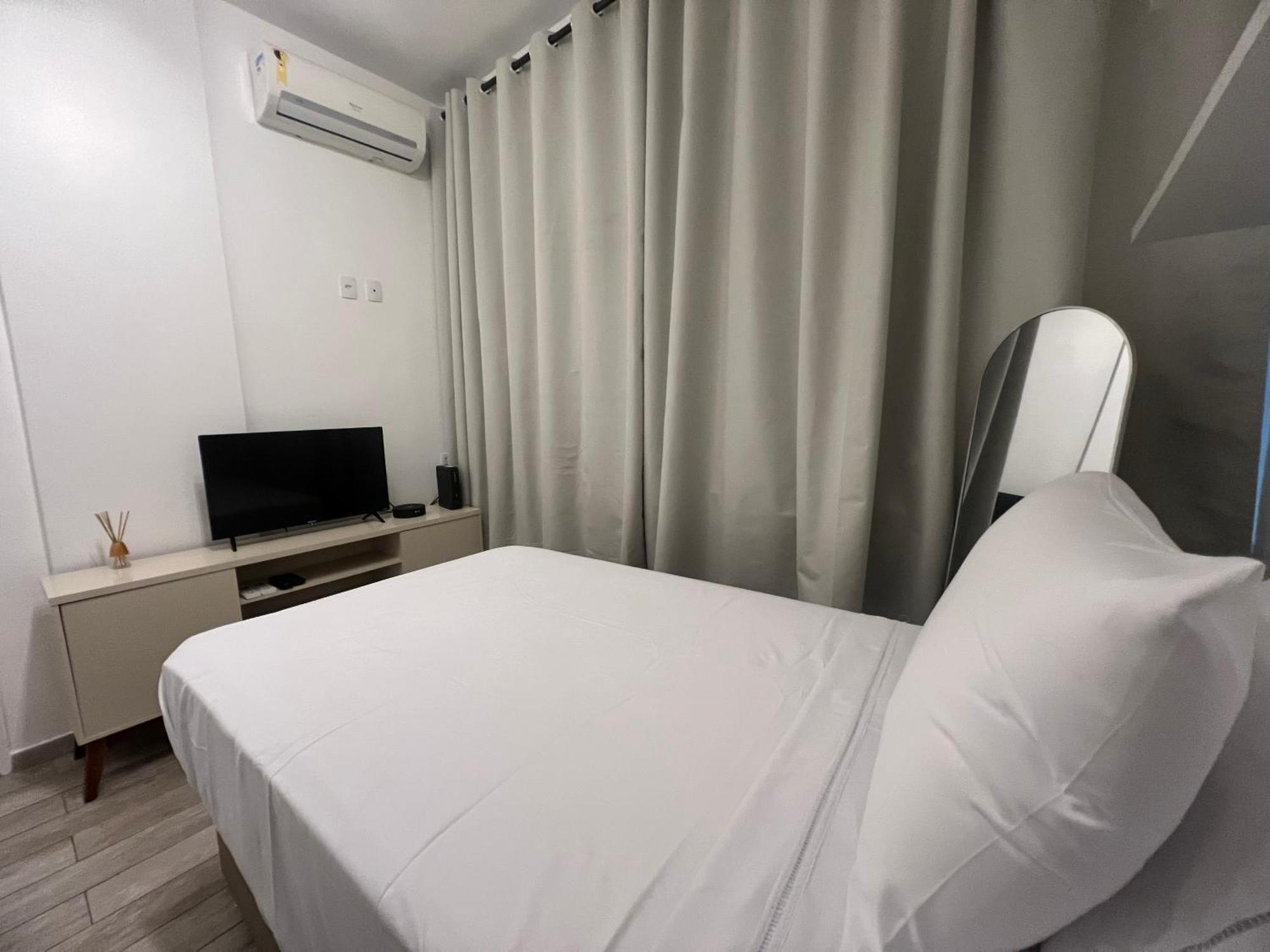 Pe Na Areia - Copacabana Apartamento *